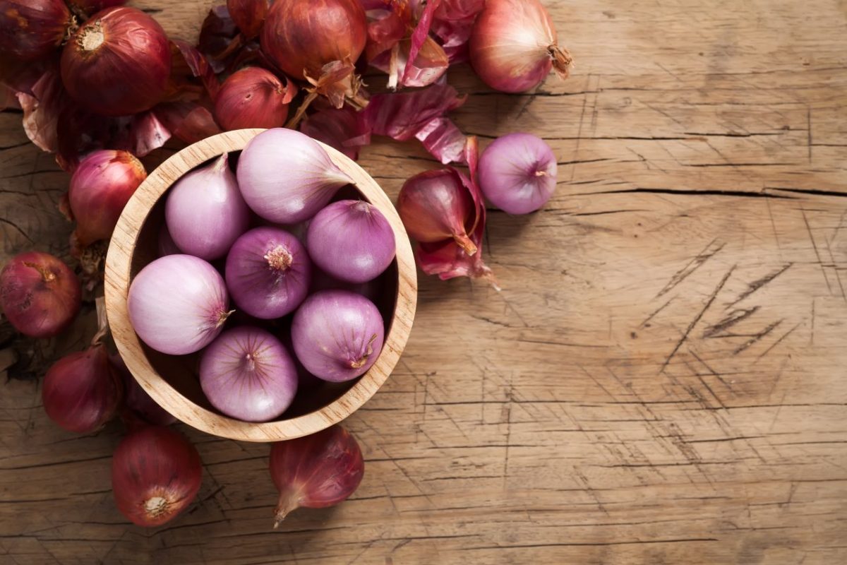 Cara Mengkonsumsi Bawang Merah Mentah